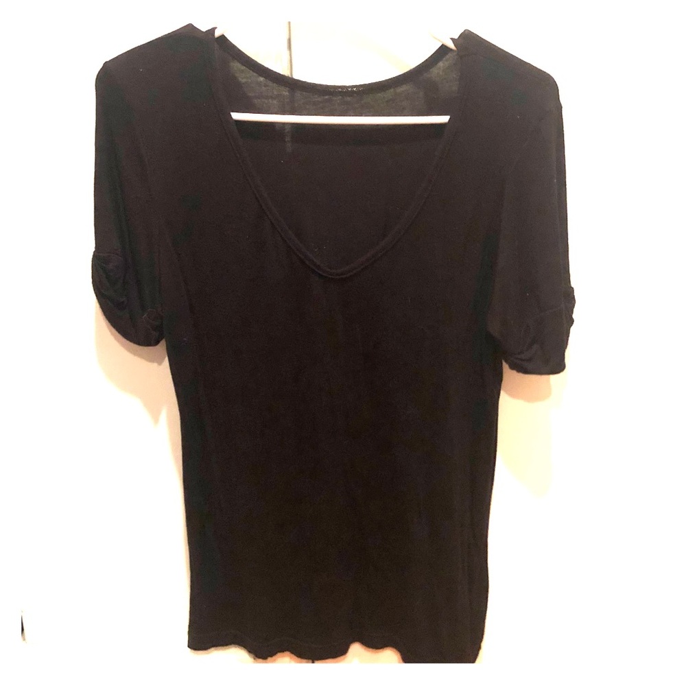 Plain black soft v neck!
